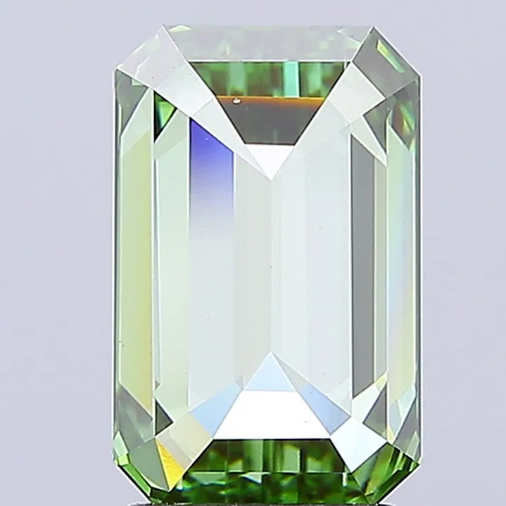 3.38ct Emerald Lab Grown Diamond (Colour Fancy Vivid Green, Clarity VS1, IGI Certified)