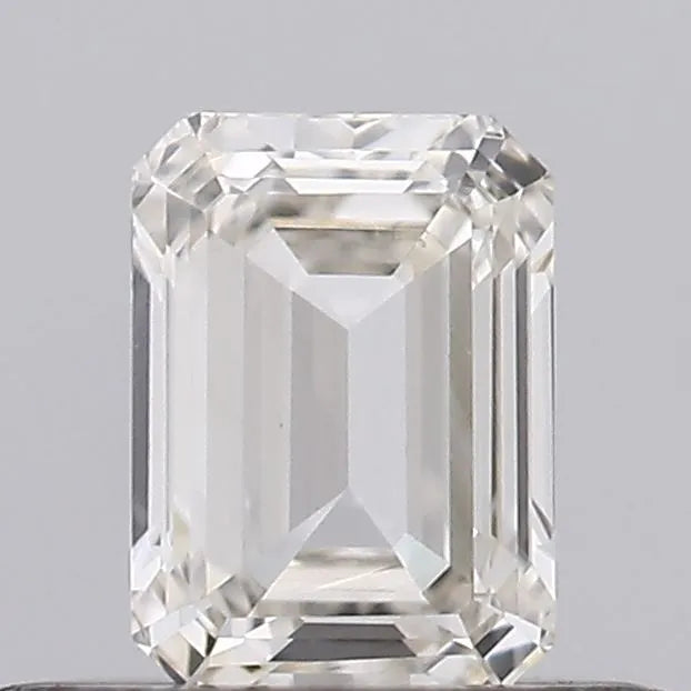 0.33ct Emerald Natural Diamond (Colour J, Clarity VS2, GIA Certified)