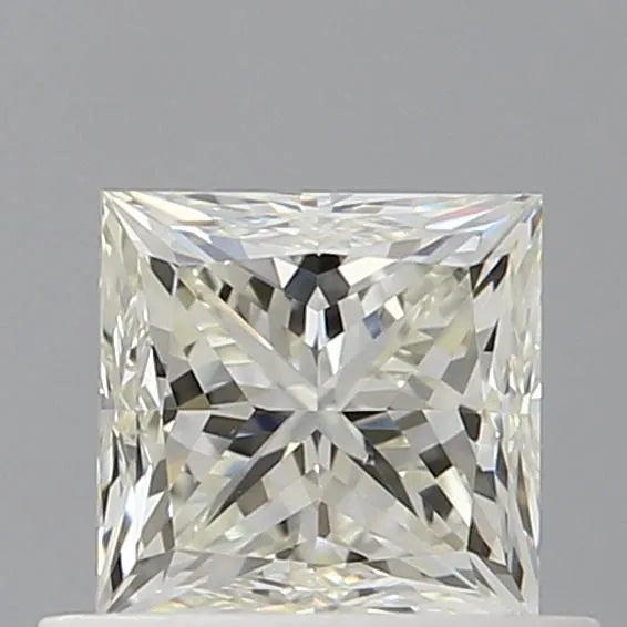0.70ct Princess Natural Diamond (Colour L, Clarity VS2, GIA Certified)