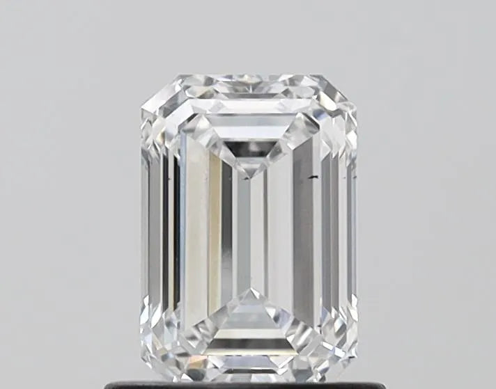 0.91ct Emerald Lab Grown Diamond (Colour E, Clarity VS2, IGI Certified)