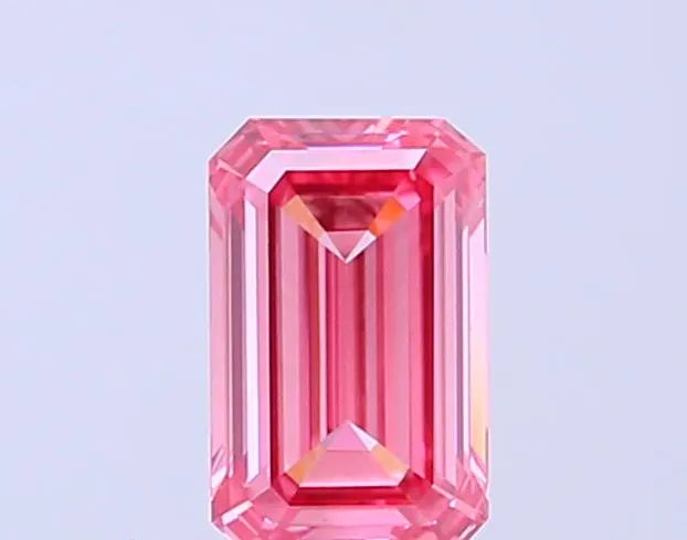 0.91ct Emerald Lab Grown Diamond (Colour Fancy Vivid Pink, Clarity VS1, IGI Certified)