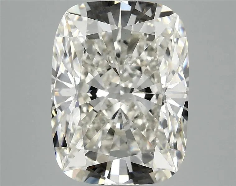 3.83ct Cushion modified Lab Grown Diamond (Colour H, Clarity VVS2, IGI Certified)