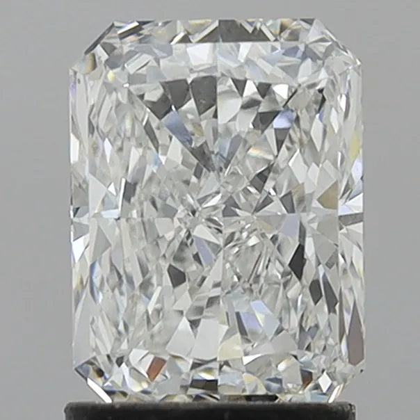 1.70ct Radiant Lab Grown Diamond (Colour F, Clarity VS1, IGI Certified)