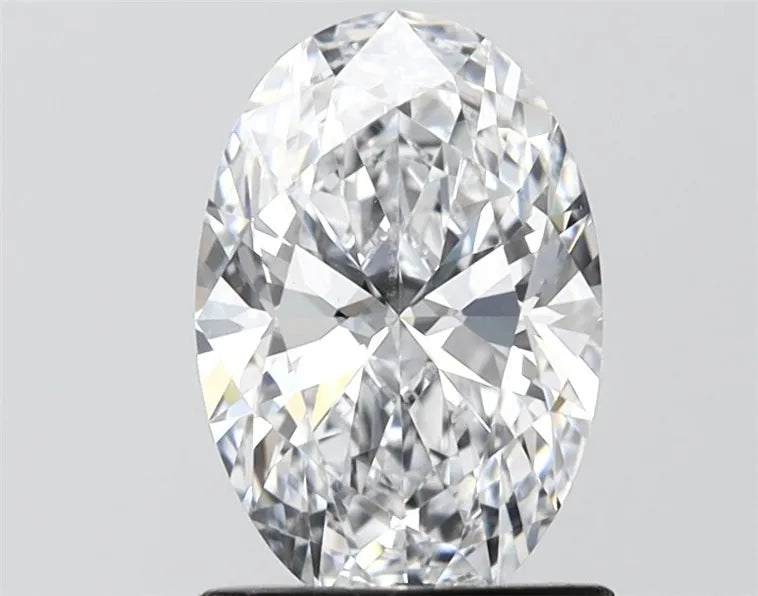 1.55ct Oval Lab Grown Diamond (Colour D, Clarity VVS2, IGI Certified)