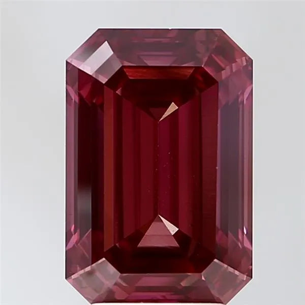 4.32ct Emerald Lab Grown Diamond (Colour Fancy Deep Pink, Clarity VS1, IGI Certified)