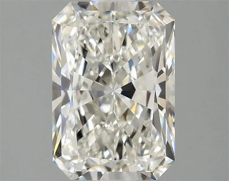 2.25ct Radiant Lab Grown Diamond (Colour H, Clarity VVS2, IGI Certified)