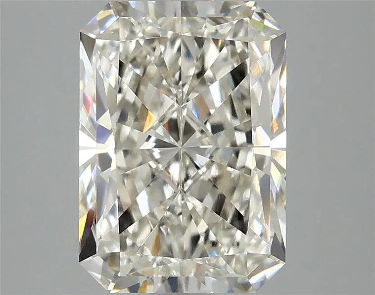 3.01ct Radiant Lab Grown Diamond (Colour H, Clarity VVS2, IGI Certified)