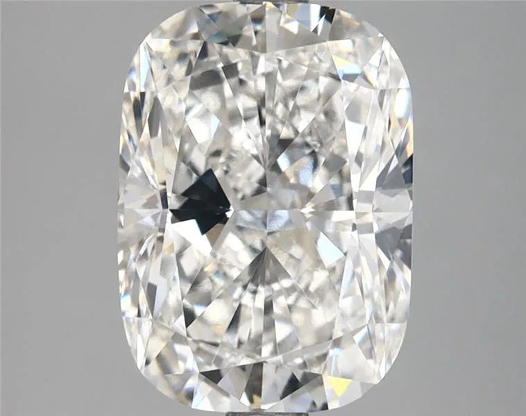 3.44ct Cushion modified Lab Grown Diamond (Colour F, Clarity VVS2, IGI Certified)