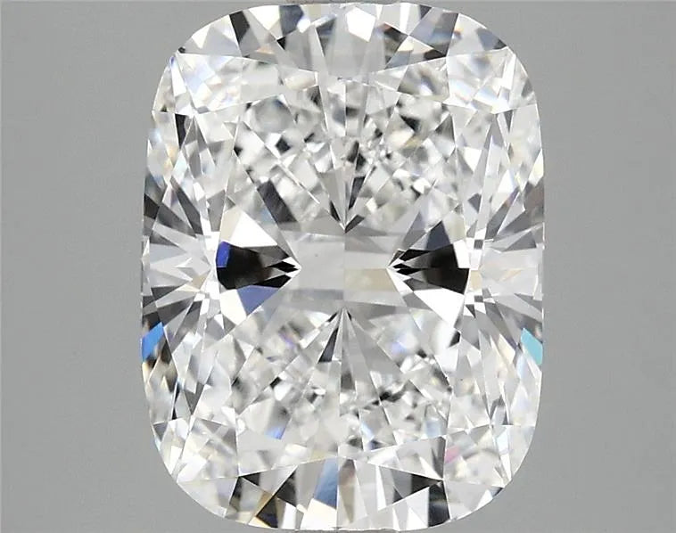 3.62ct Cushion modified Lab Grown Diamond (Colour E, Clarity VS1, IGI Certified)